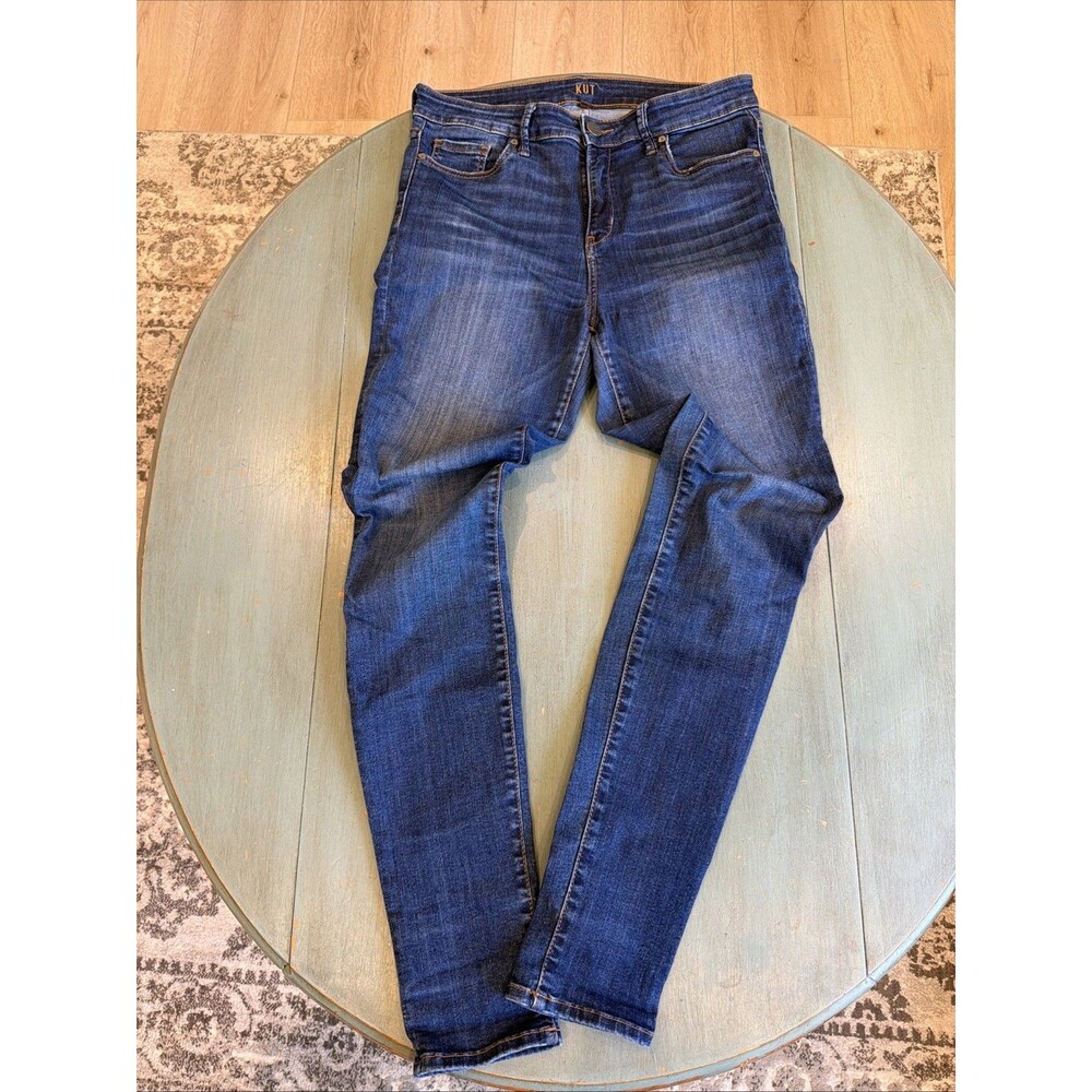 KUT Women’s Blue Straight Leg Jeans Size 8 Mid Rise‎ Made in Vietnam